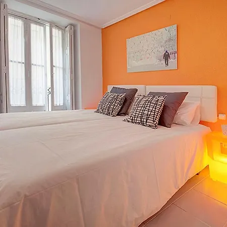 Appartamento Beds & Breaks Danna Valenza Esterno foto